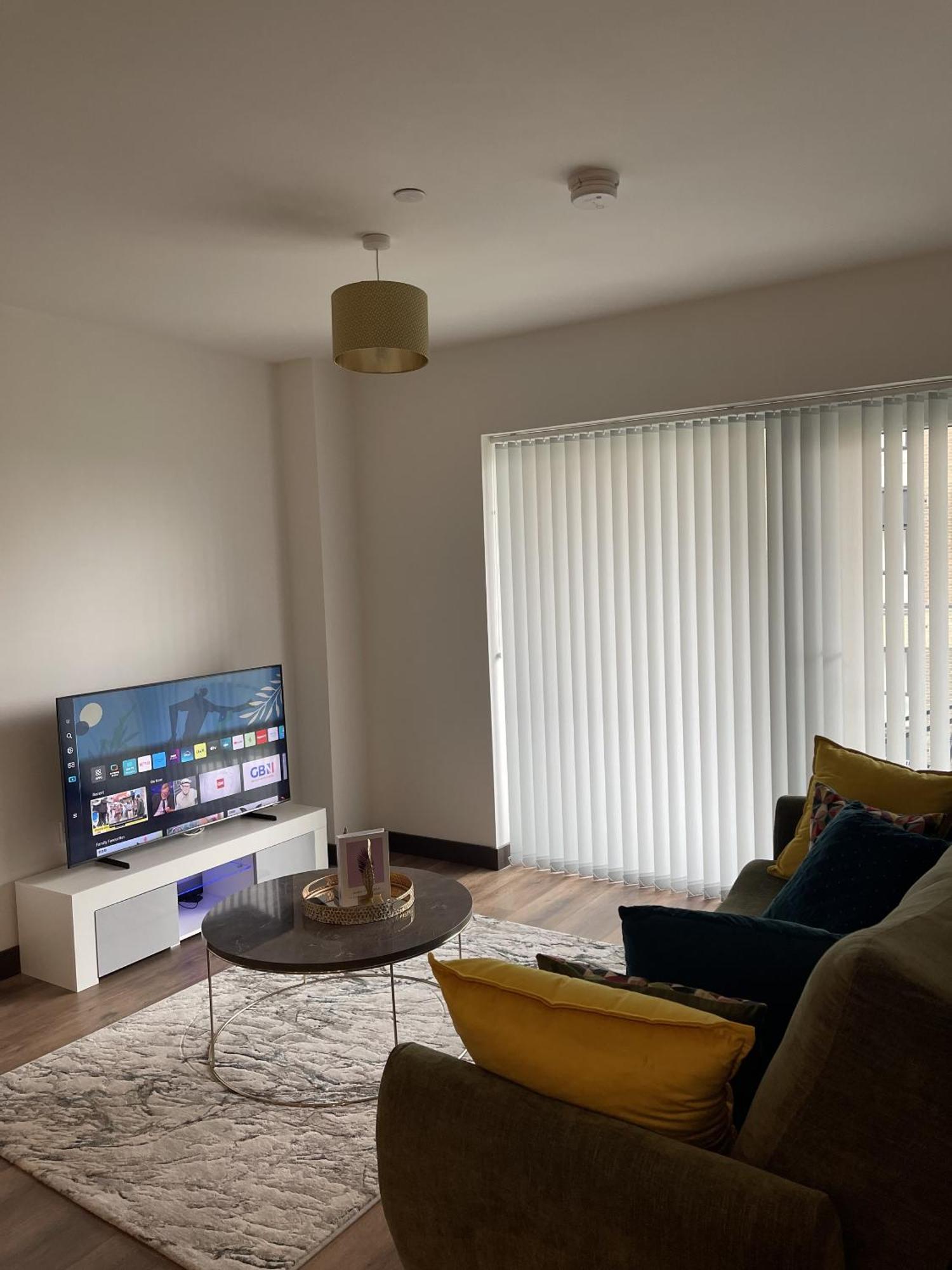 The Godfreys, Edinburgh Way, Харлоу Экстерьер фото